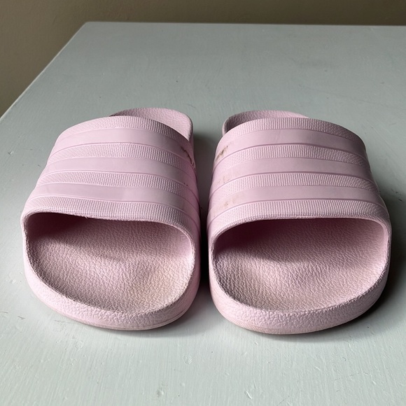 Adidas Pink Slide-on Sandals women’s size 5 - Picture 4 of 9